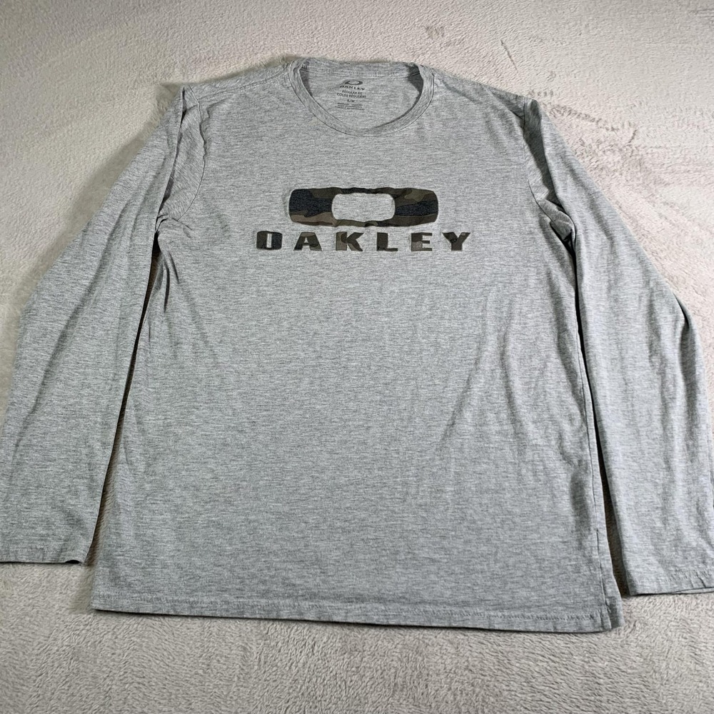 Oakley Shirt Mens Large Gray Crewneck Long Sleeve Camo Regular Fit Graphic Tee‎